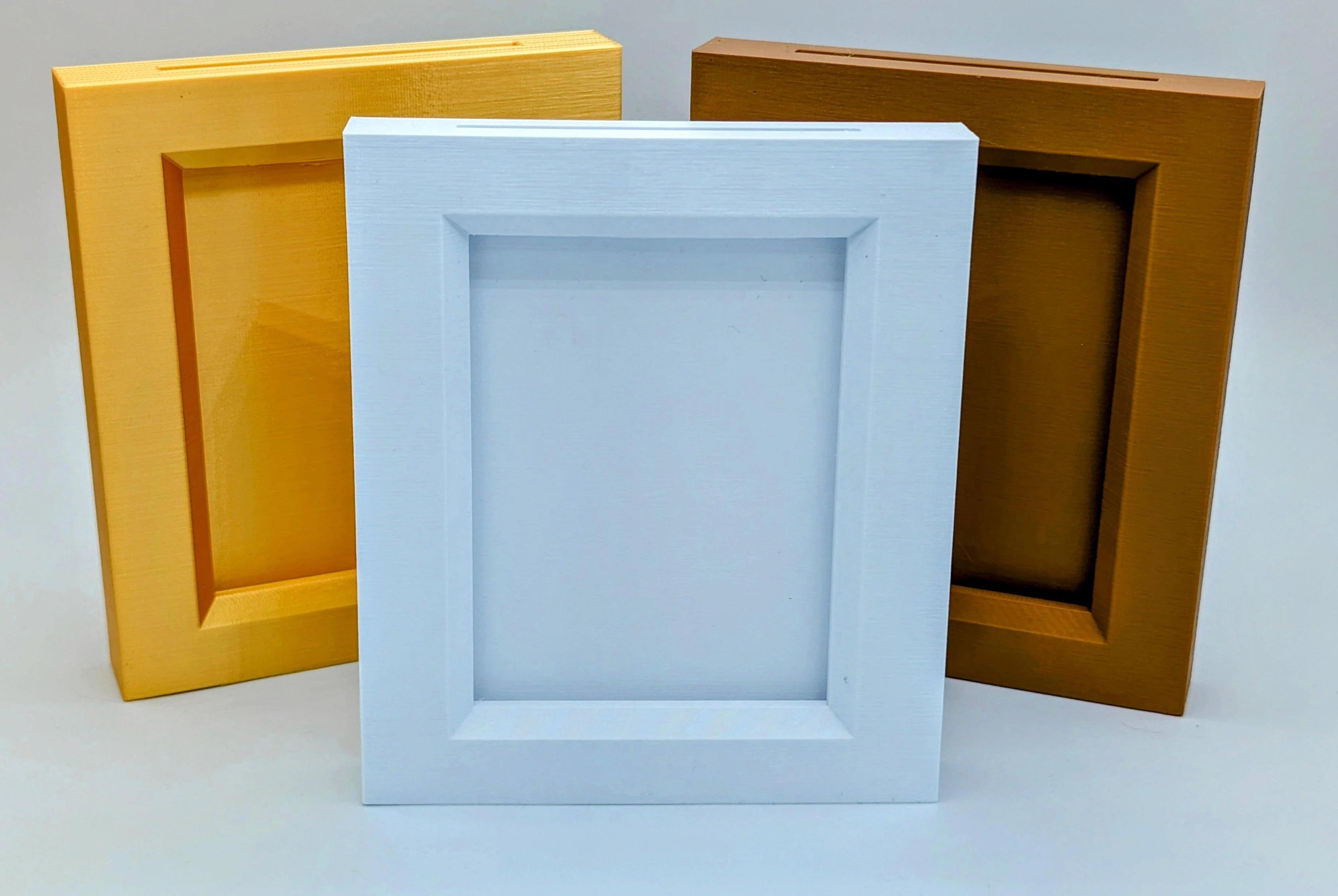 3D Printed Toploader Desktop Frame - Image 3
